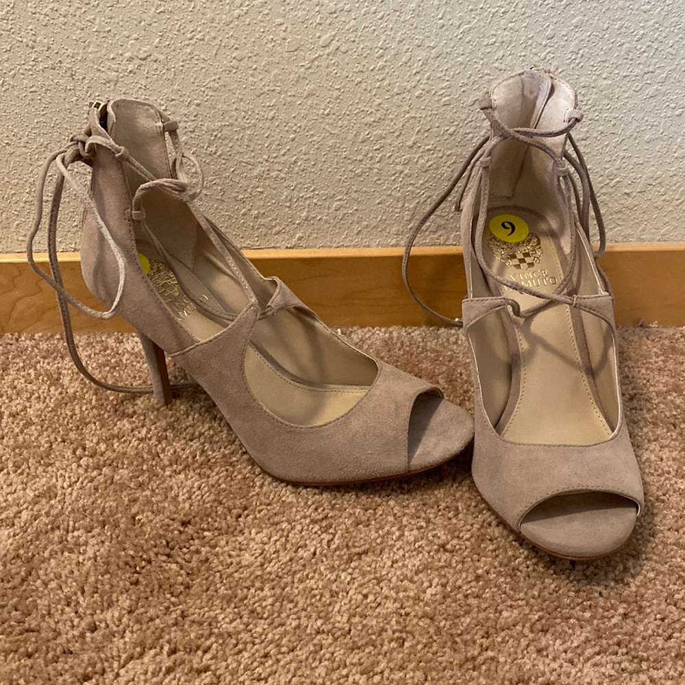 Vince Camuto suede lace up heels in beige size 9 New without tags